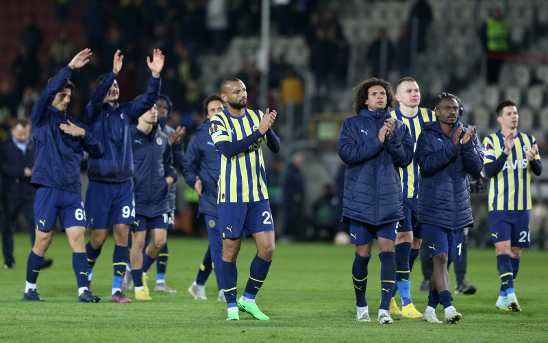 Fenerbahçe’de 2 yıllık imza! İşte alacağı ücret