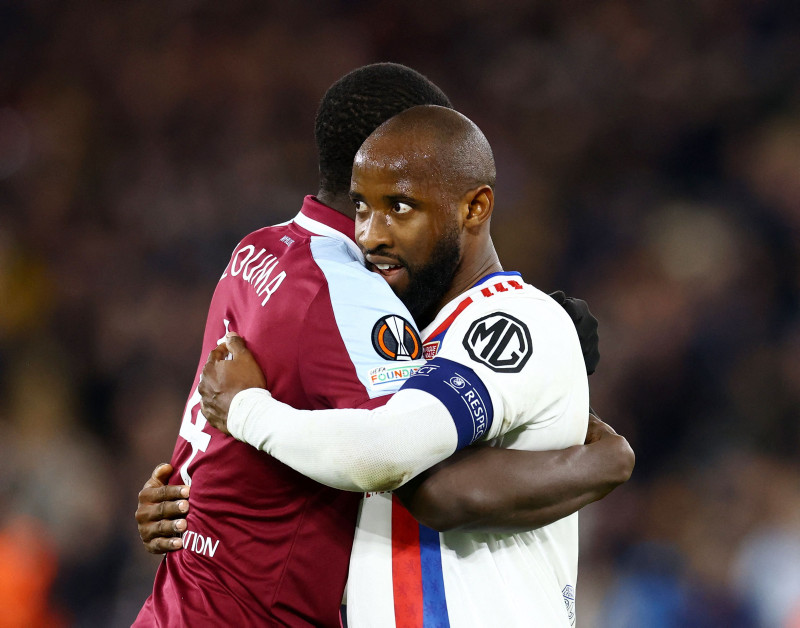 Galatasaray’a gelecek mi? Moussa Dembele’den transfer açıklaması