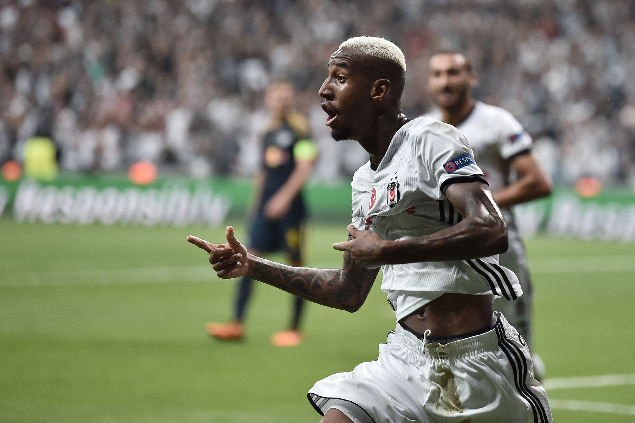 TRANSFER HABERİ: Anderson Talisca’nın yeni adresi açıklandı! Eski Fenerbahçeli isimle buluşuyor