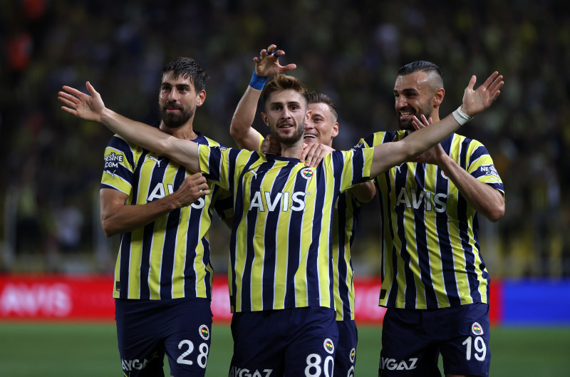 İtalyan devi peşine düştü! Fenerbahçe’de flaş İsmail Yüksek gelişmesi