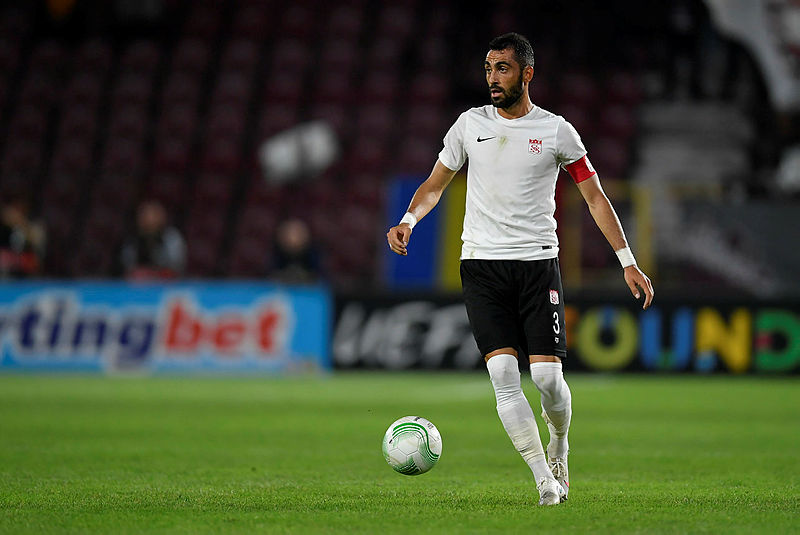 Galatasaray’da Okan Buruk devre arası için raporu verdi! Yerli operasyonu başlıyor