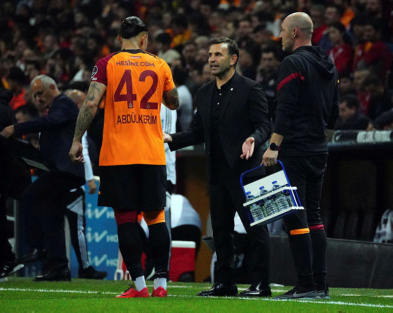 Galatasaray’da Okan Buruk devre arası için raporu verdi! Yerli operasyonu başlıyor