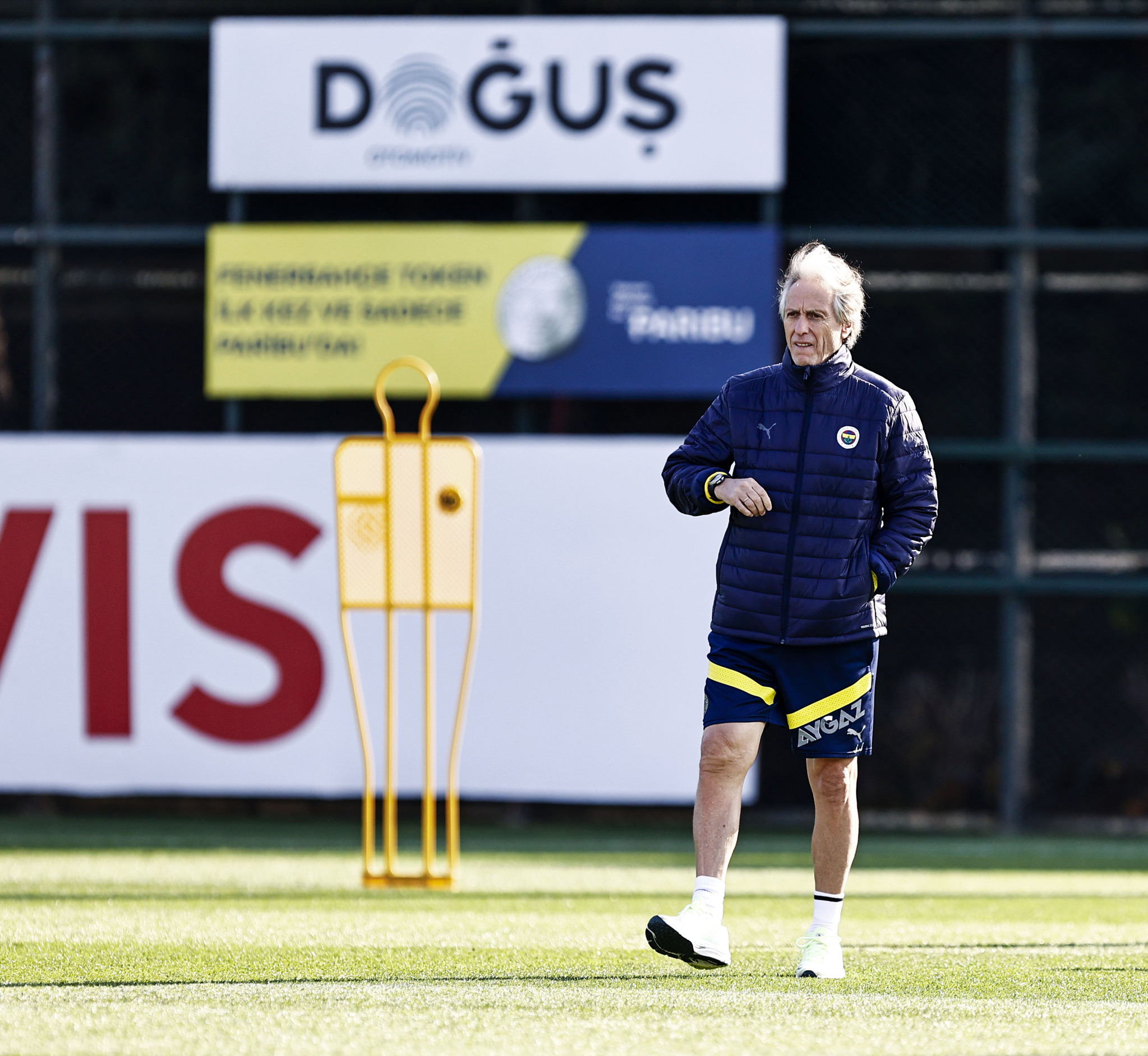 TRANSFER HABERİ: Jose Mourinho biletini kesmişti! Rick Karsdorp Fenerbahçe’nin radarına girdi