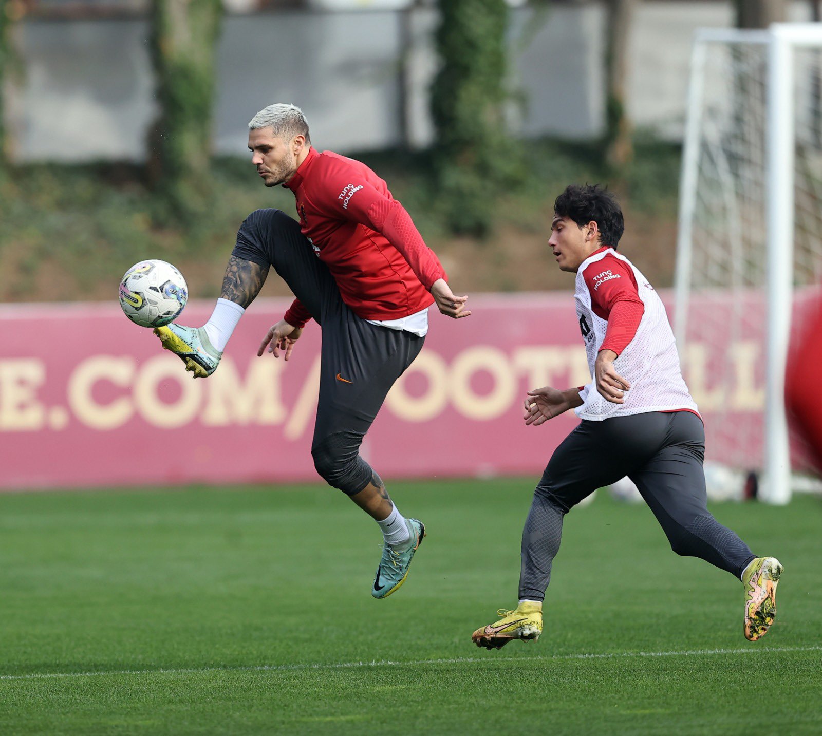 Transferde ters köşe! Avrupa devinden Galatasaray’ın yıldızına kanca