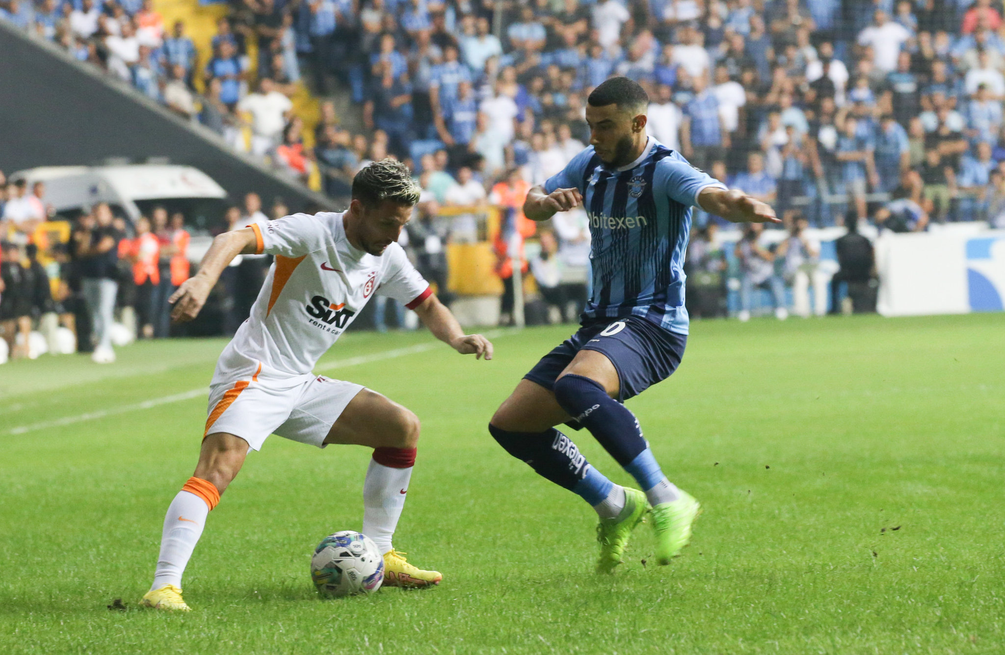 Galatasaray’da Juan Mata ve Dries Mertens kararı verildi!