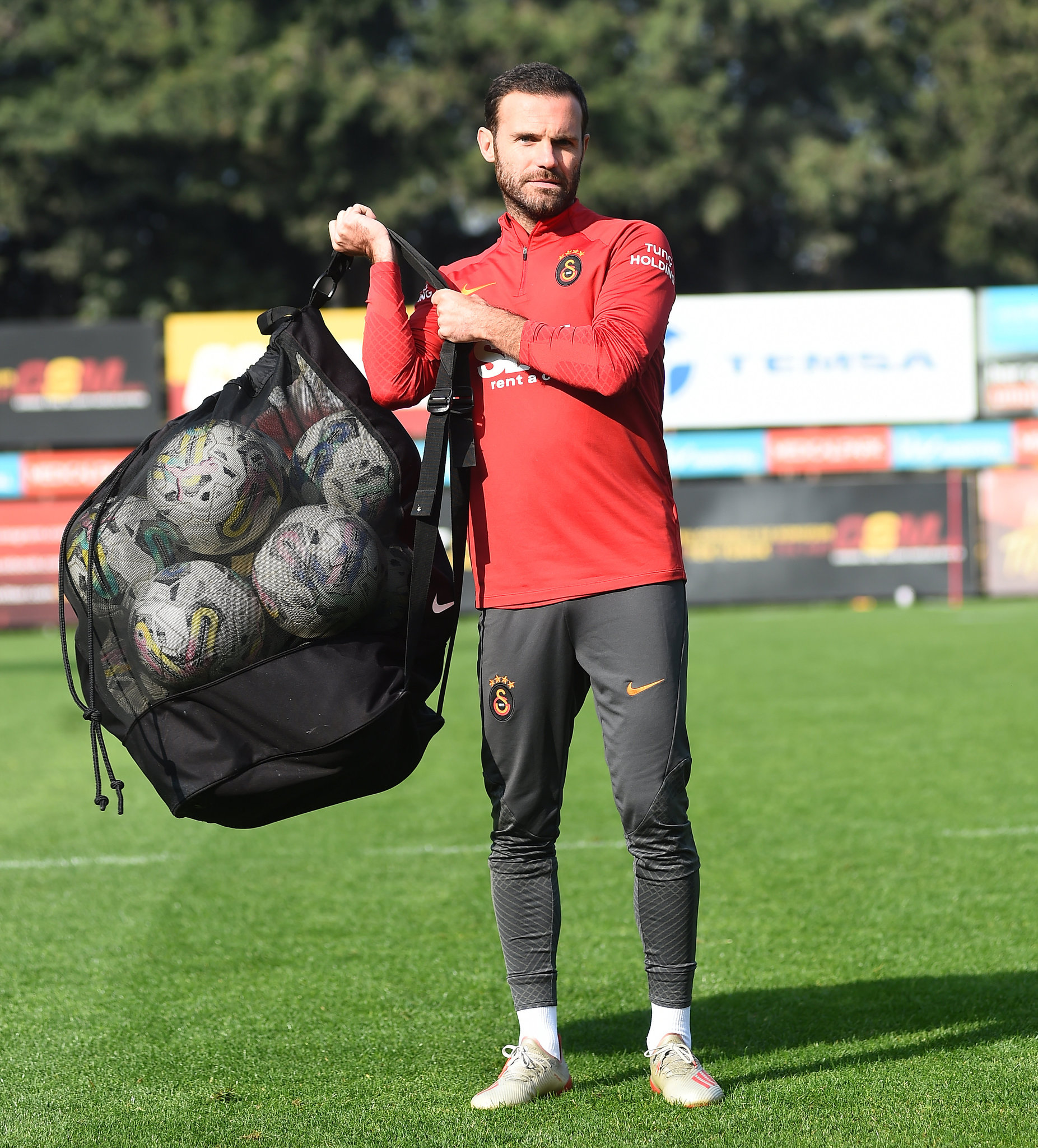 Galatasaray’da Juan Mata ve Dries Mertens kararı verildi!