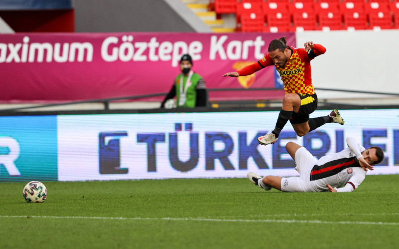 GALATASARAY TRANSFER HABERLERİ - Halil Akbunar’da işlem tamam! İmzalar atılıyor