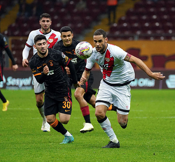 Transferde dev kapışma! Beşiktaş ve Galatasaray Mohamed Magdy Afsha için devrede