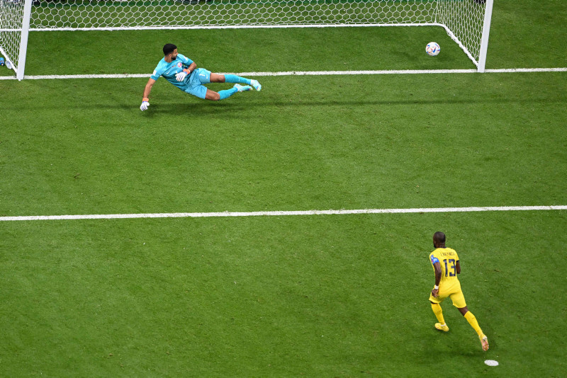 FENERBAHÇE HABERLERİ - Valencia’ya İtalyan kancası! Transferi böyle yazdılar