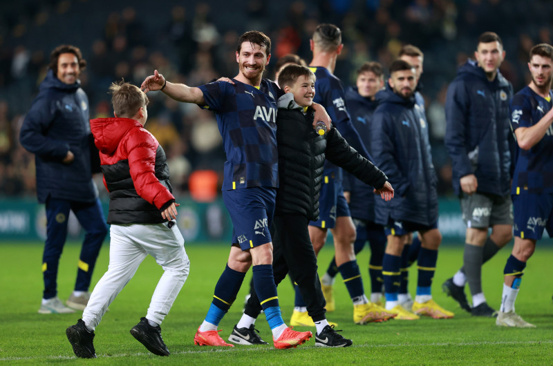 İspanyollar duyurdu! Fenerbahçe’ye transferde dev rakip