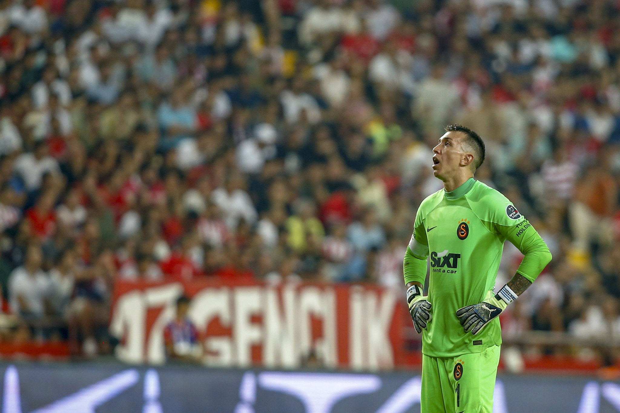 GALATASARAY HABERİ: Fernando Muslera’ya büyük şok! İşte alacağı ceza