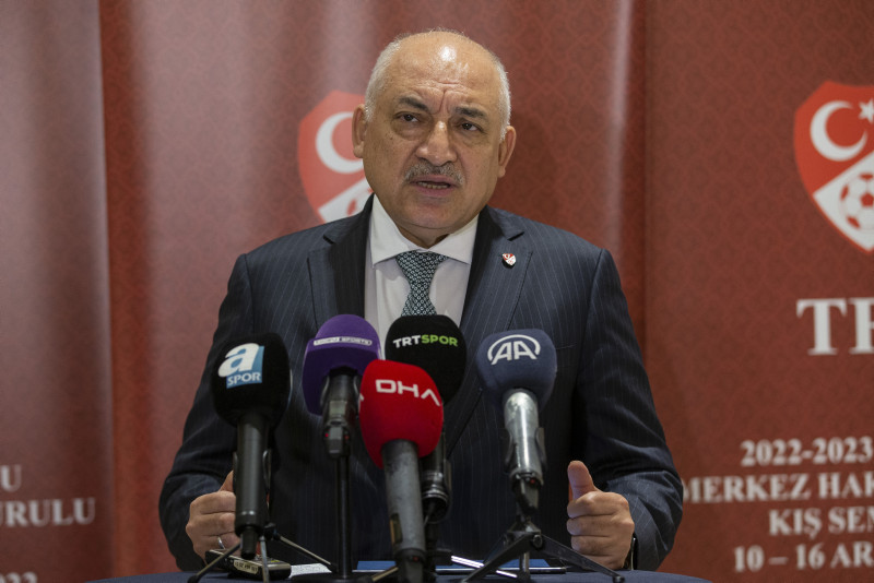 TFF Başkanı Mehmet Büyükekşi açıkladı! Hakemleri aldatmaya çalışan futbolcular...