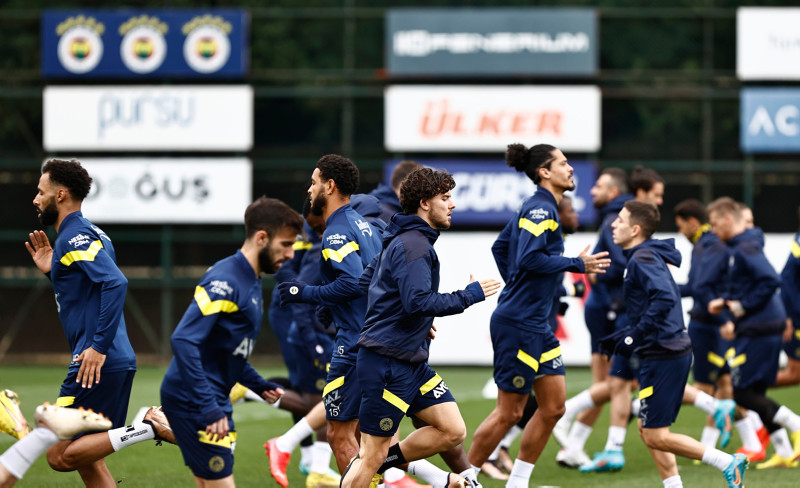 FENERBAHÇE HABERLERİ - Sol beke Sambacı! F.Bahçe menajeriyle görüştü