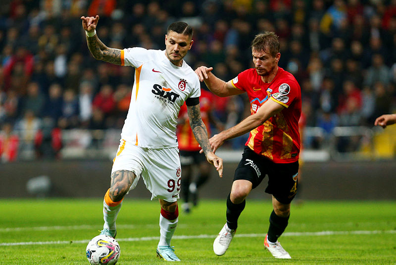 Galatasaray’da Icardi’nin yeri dolmuyor! Buruk’un tek çaresi…