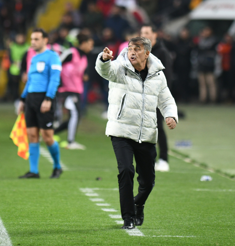 Beşiktaş’ta Şenol Güneş kararını verdi! Caner Erkin transfer olacak mı?