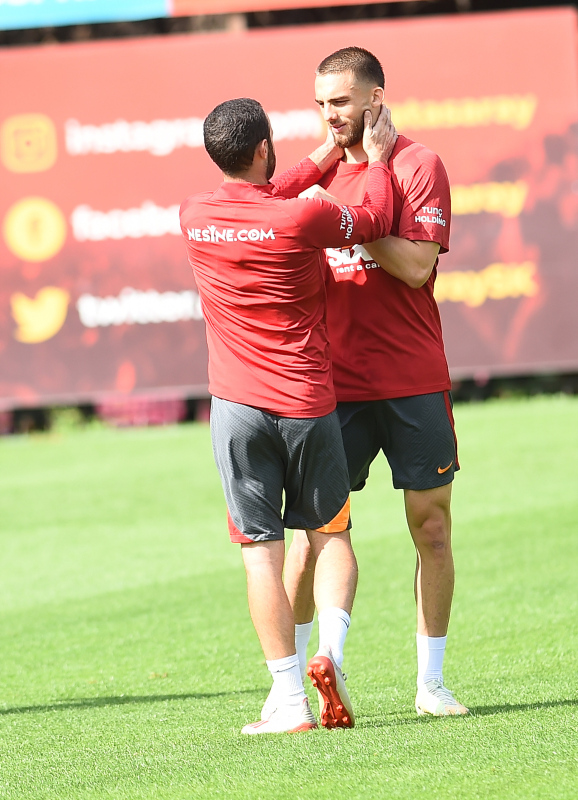 GALATASARAY TRANSFER HABERİ: Berkan Kutlu kararını verdi! Ayrılık...