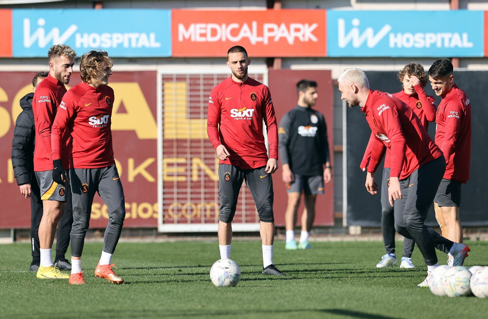 Günün transfer bombası! İşte Galatasaray’ın teklif yaptığı yıldız