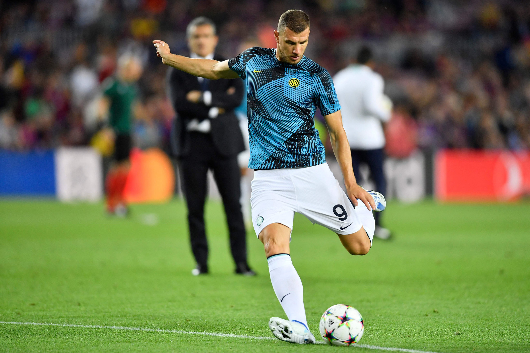 TRANSFER HABERİ: Galatasaray’da Edin Dzeko gelişmesi! İtalyanlar...