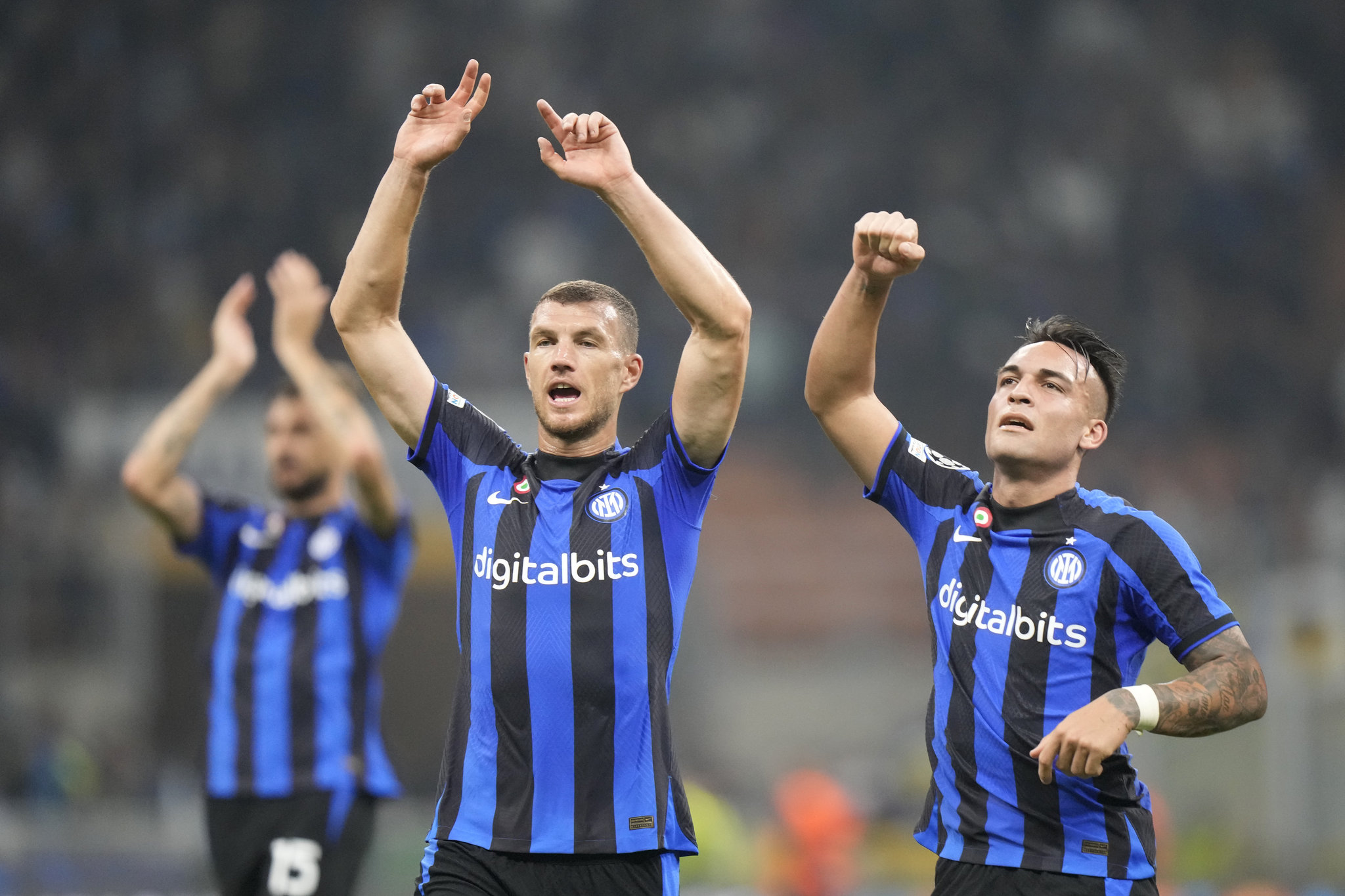 TRANSFER HABERİ: Galatasaray’da Edin Dzeko gelişmesi! İtalyanlar...