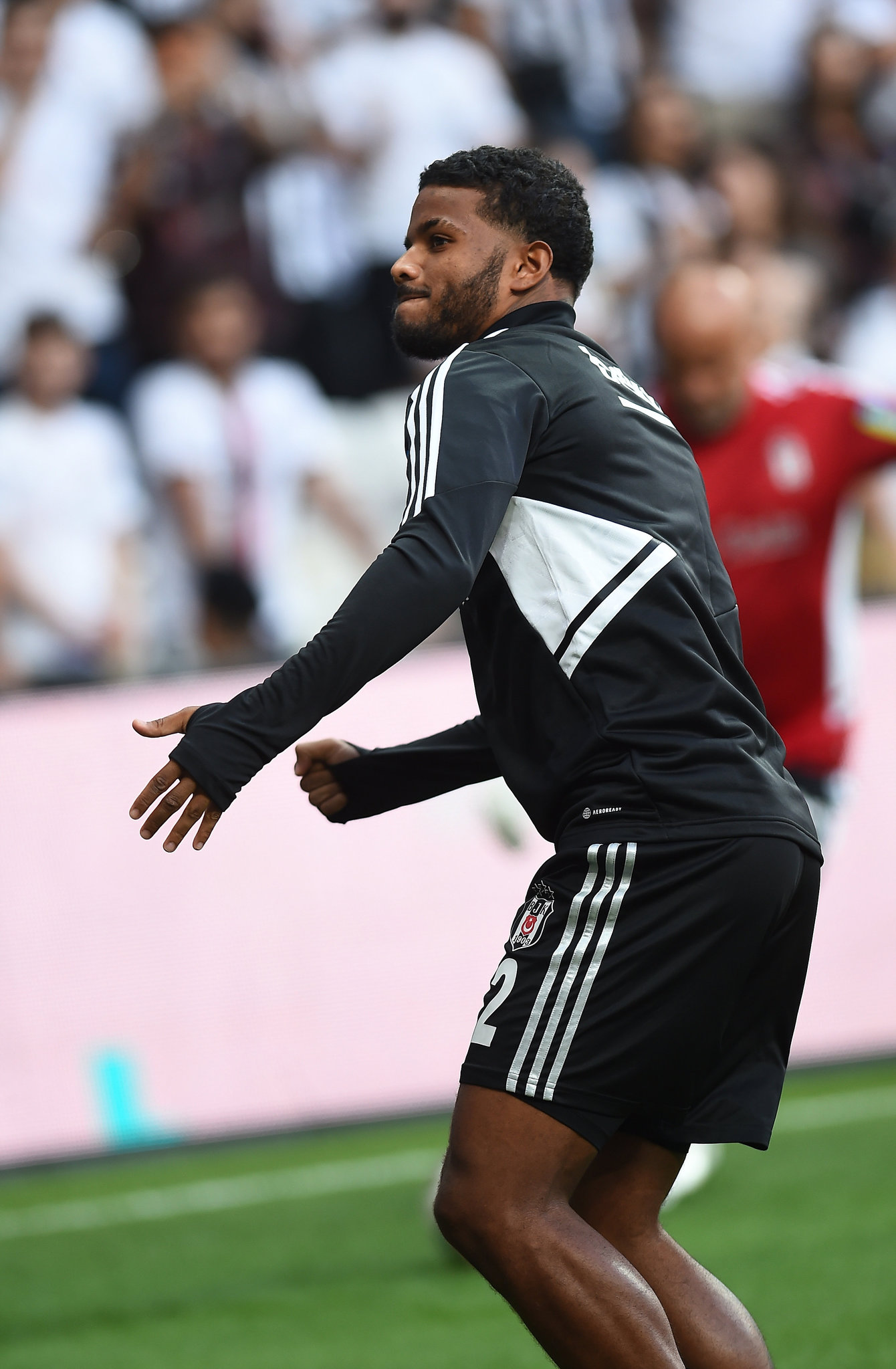 BEŞİKTAŞ TRANSFER HABERİ: Valentin Rosier’e bir talip daha! O rakamı gözden çıkardılar