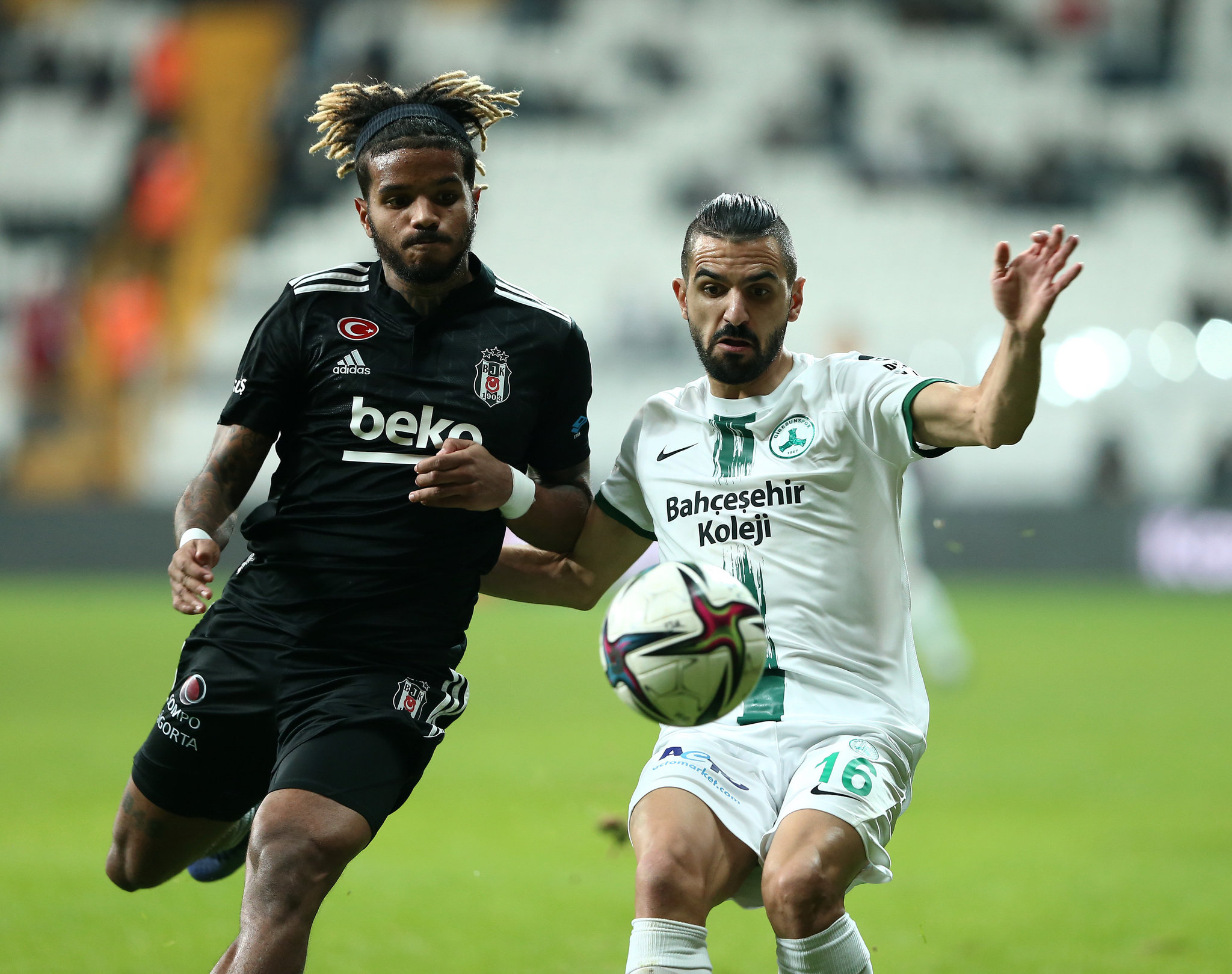 BEŞİKTAŞ TRANSFER HABERİ: Valentin Rosier’e bir talip daha! O rakamı gözden çıkardılar