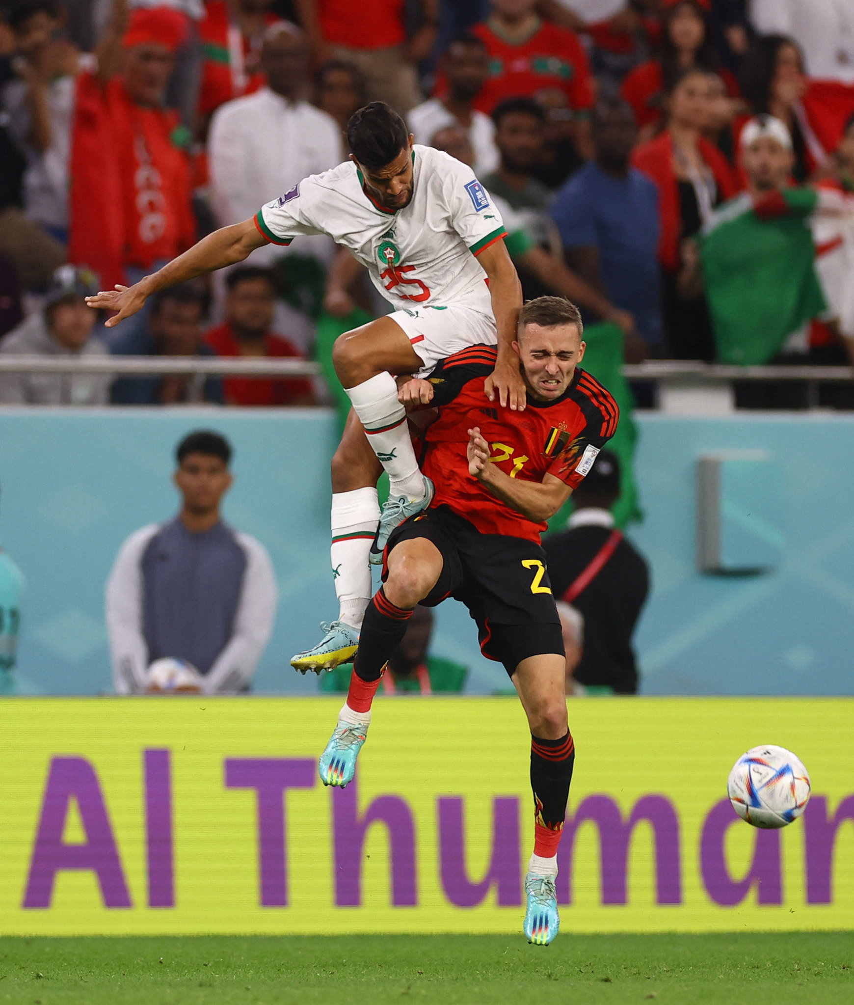 İşte Beşiktaş’ın yeni transferi! Romain Saiss ikna etti