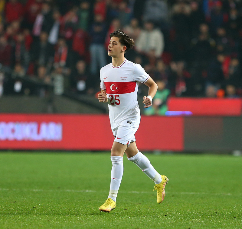 FENERBAHÇE HABERİ: Arda Güler’e eski hocasından tavsiye! Ajax’a gitmelisin