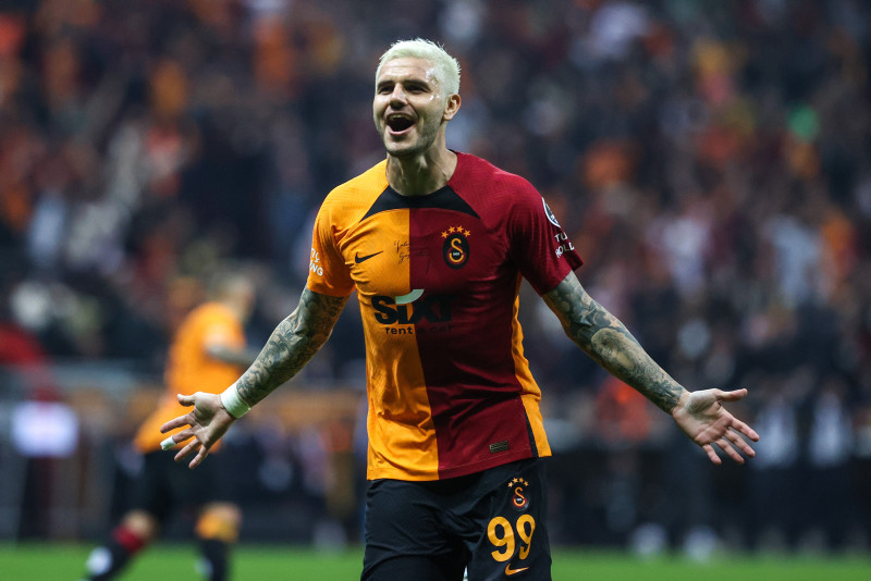 Galatasaray’a transferde Icardi müjdesi! Hocası resmen açıkladı