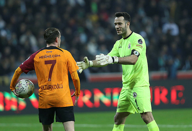 TRANSFER HABERİ: Beşiktaş istiyordu! Omar Colley için Galatasaray da devrede