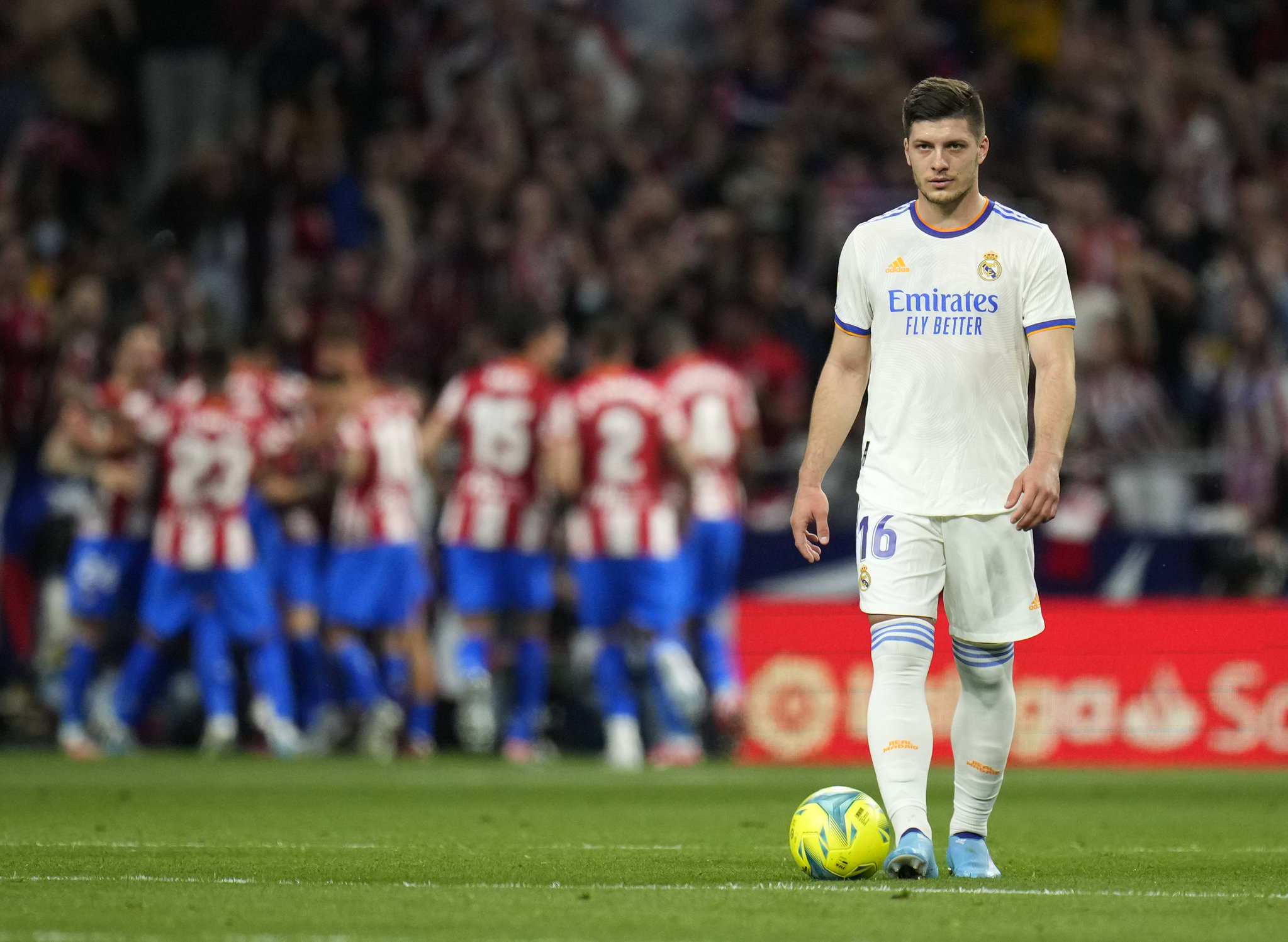 Luka Jovic Galatasaray’a gidecek mi? Transfer kararı verildi!