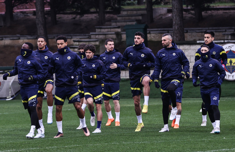 Fenerbahçe’den çifte transfer harekatı!