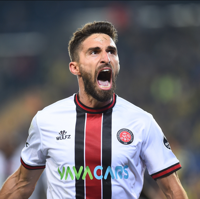 Fenerbahçe’den çifte transfer harekatı!