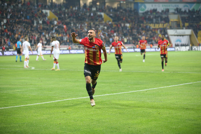 Fenerbahçe’den çifte transfer harekatı!