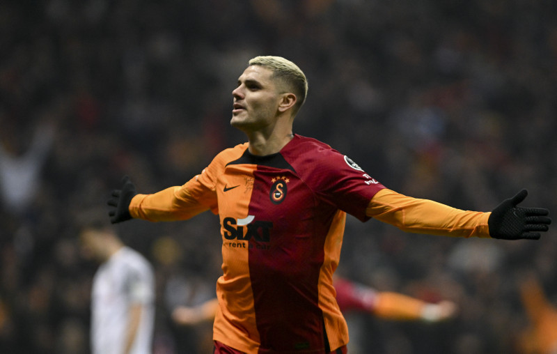 GALATASARAY TRANSFER HABERİ - Galatasaray ve Fenerbahçe’den transfer savaşı! İlk teklif Cimbom’dan