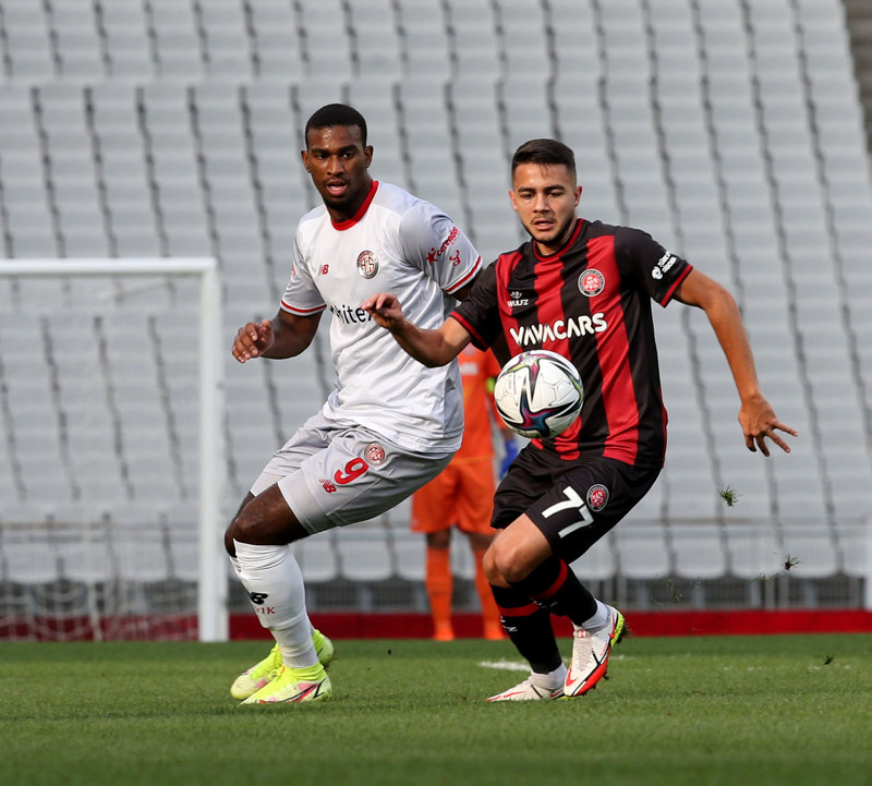 GALATASARAY TRANSFER HABERİ - Galatasaray ve Fenerbahçe’den transfer savaşı! İlk teklif Cimbom’dan