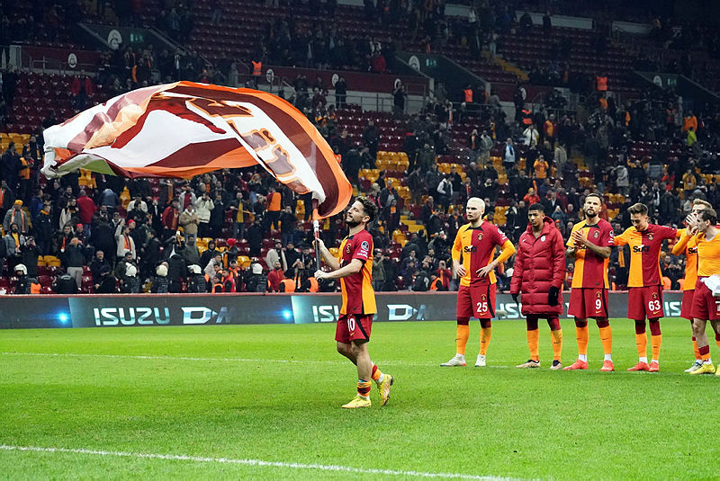 İspanyol basınından Galatasaray’a övgü dolu sözler: Rekorlarla yeniden doğuş!