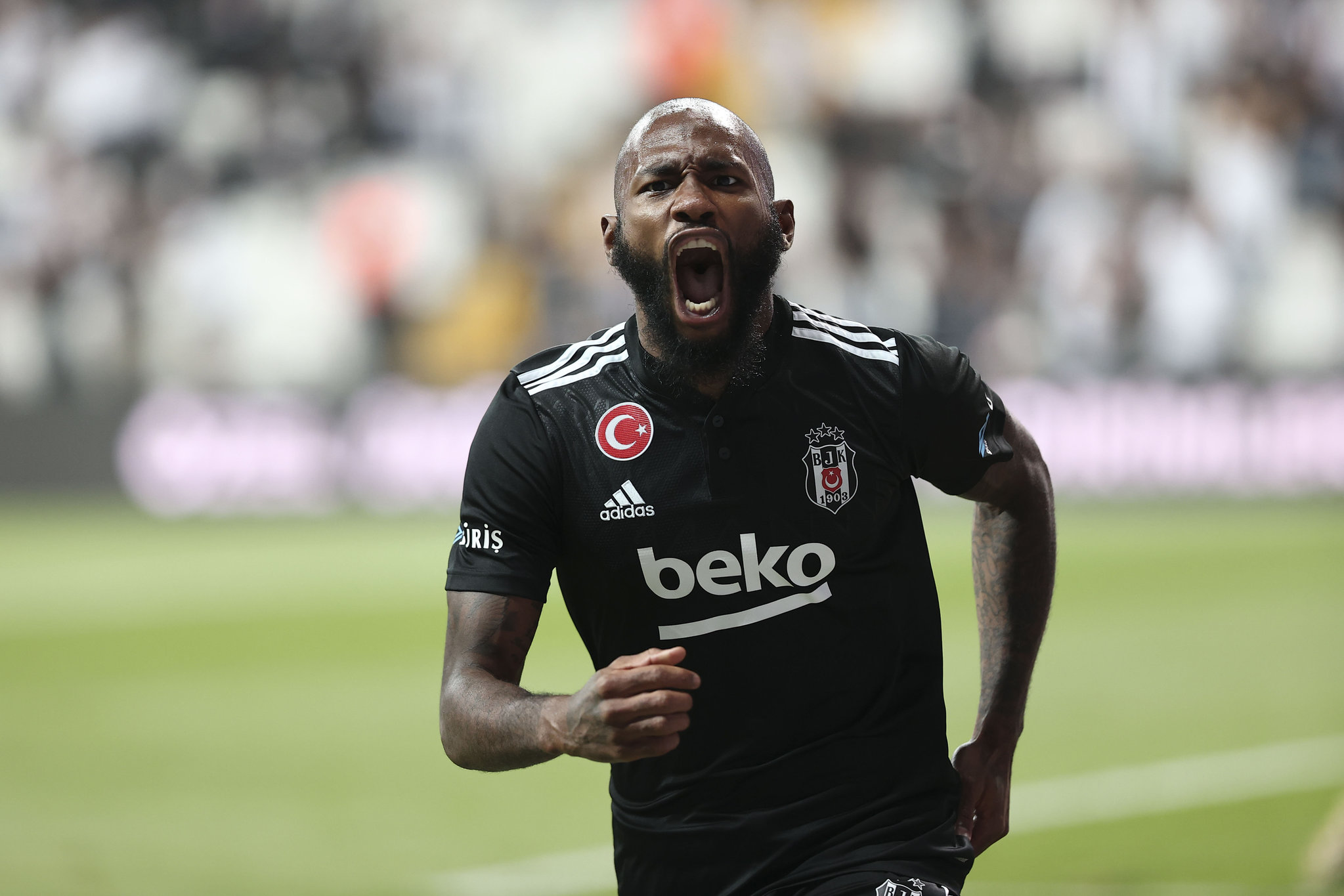 TRANSFER HABERİ: Beşiktaş’ta peş peşe ayrılıklar! N’Koudou’nun sözleşmesi feshediliyor