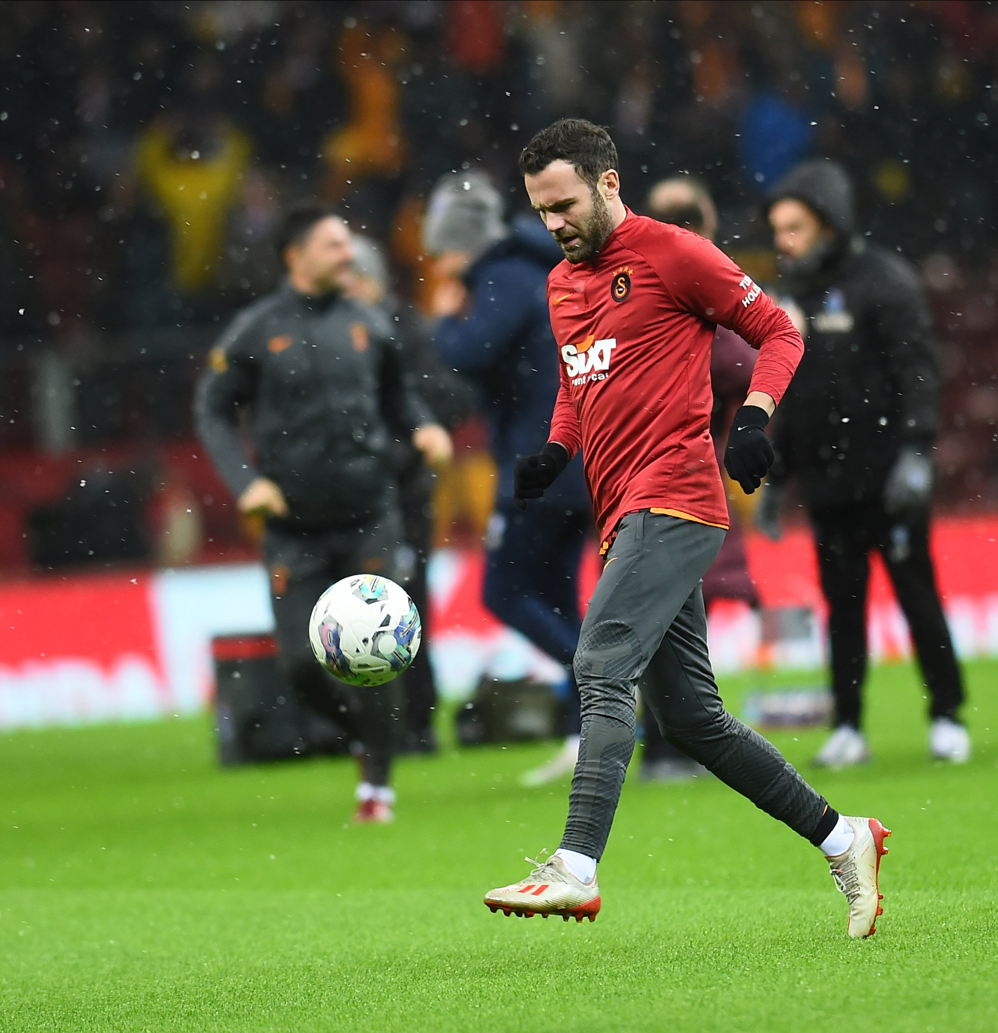 TRANSFER HABERİ: Galatasaray’da şok Juan Mata gelişmesi!