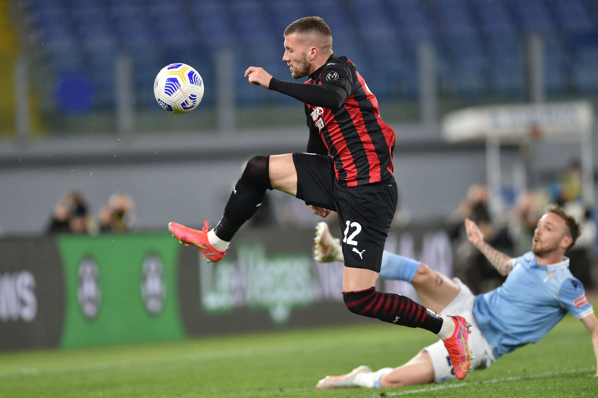 Fenerbahçe’den Zaniolo transferine karşılık! Milan’ın yıldızı imzayı atıyor