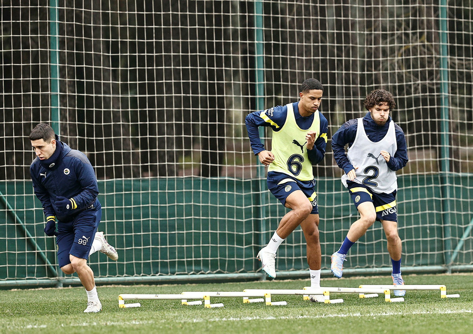 Fenerbahçe’de Altay Bayındır krizi!