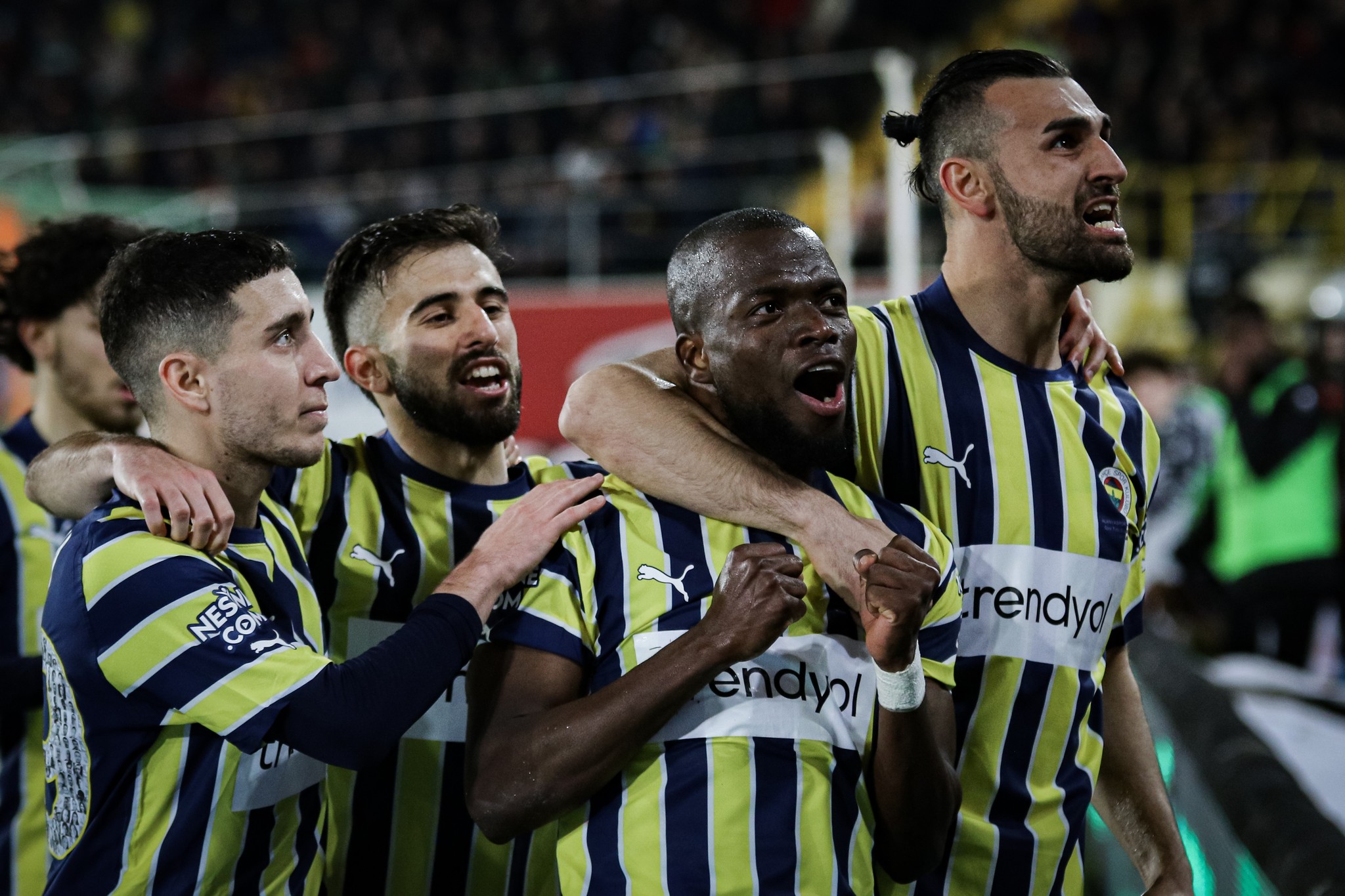 TRANSFER HABERİ: Beşiktaş, Fenerbahçe ve Galatasaray Sambacı yıldızın peşinde!