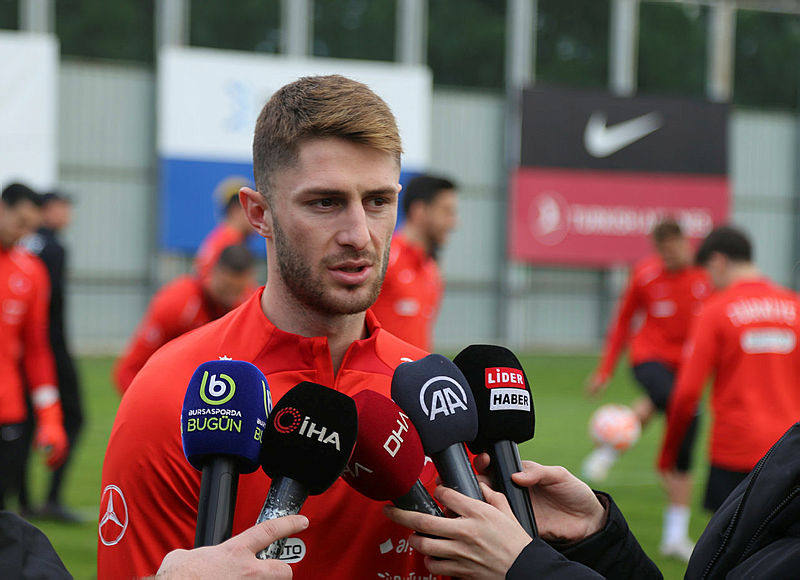 FENERBAHÇE TRANSFER HABERLERİ: 2 Avrupa devi fiyat sormuştu! İşte F.Bahçe’nin belirlediği bonservis