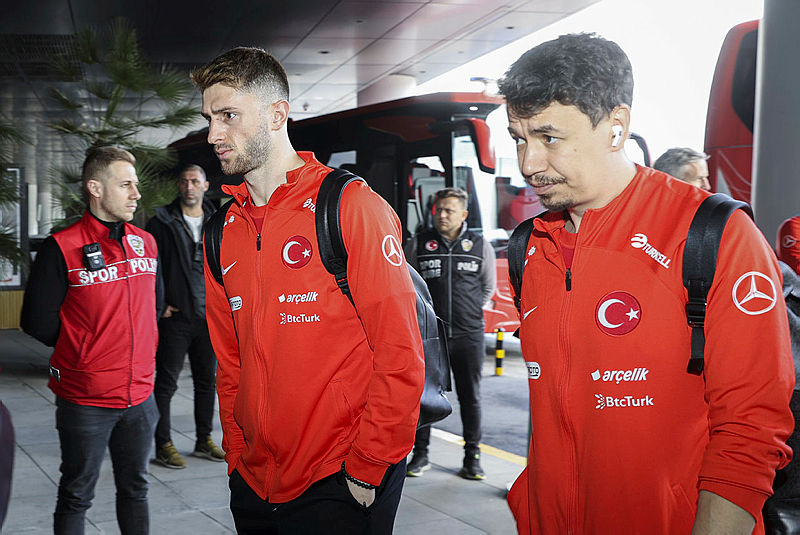 FENERBAHÇE TRANSFER HABERLERİ: 2 Avrupa devi fiyat sormuştu! İşte F.Bahçe’nin belirlediği bonservis