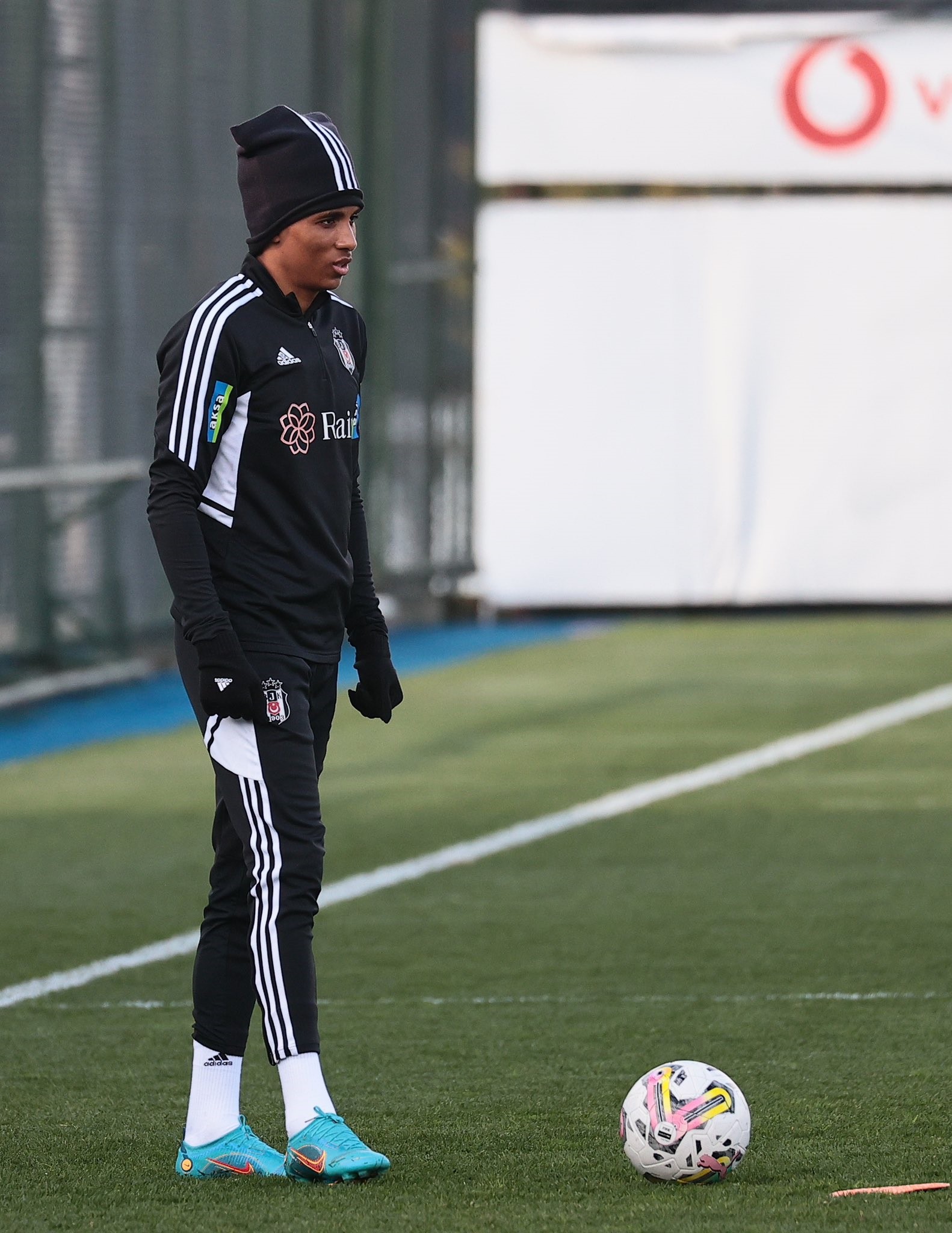 Şenol Güneş’ten sürpriz 11! İşte Beşiktaş’ın Fenerbahçe derbisi kadrosu