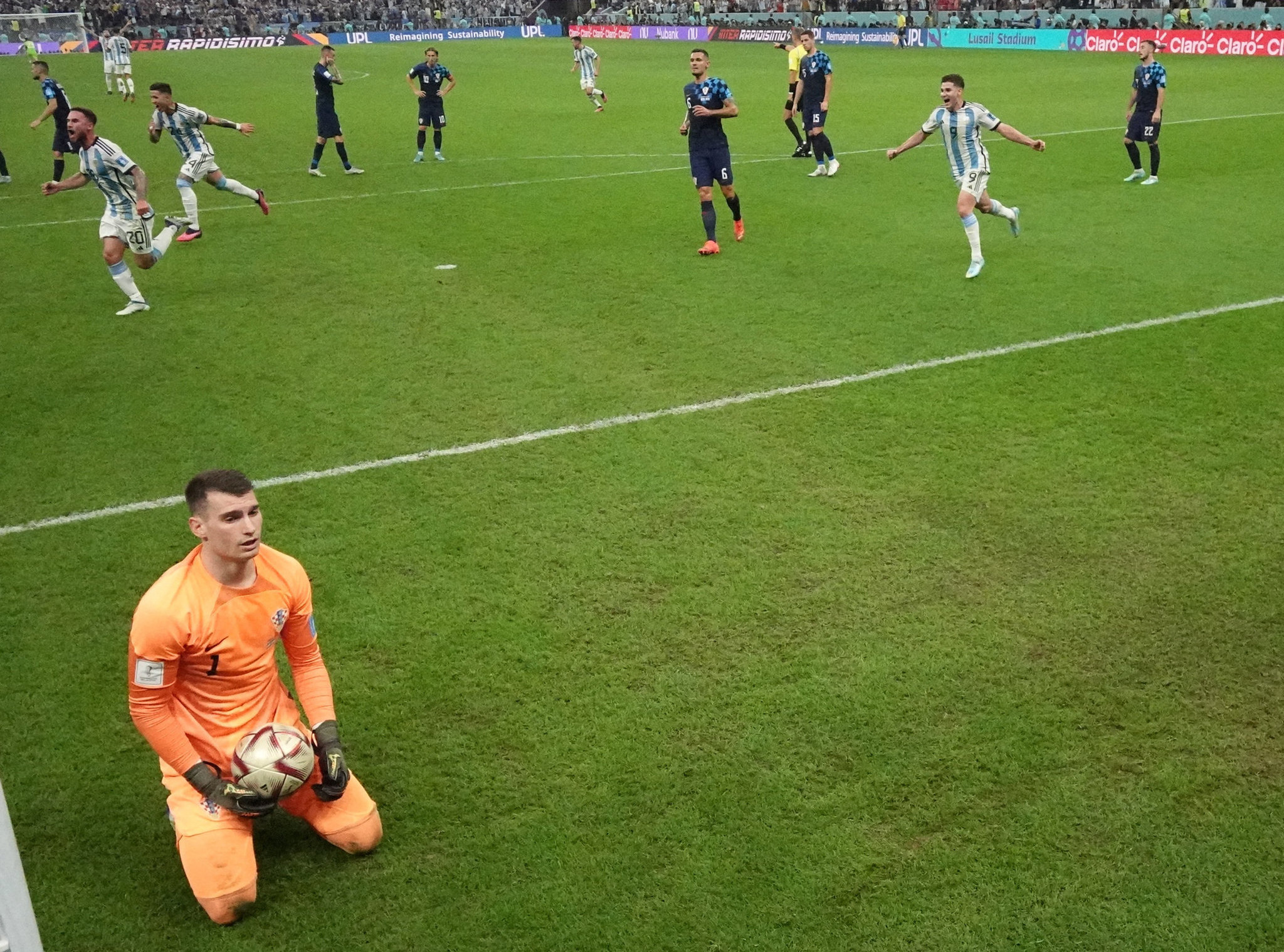 Hırvatlardan olay iddia! Dominik Livakovic, Galatasaray ve transfer...