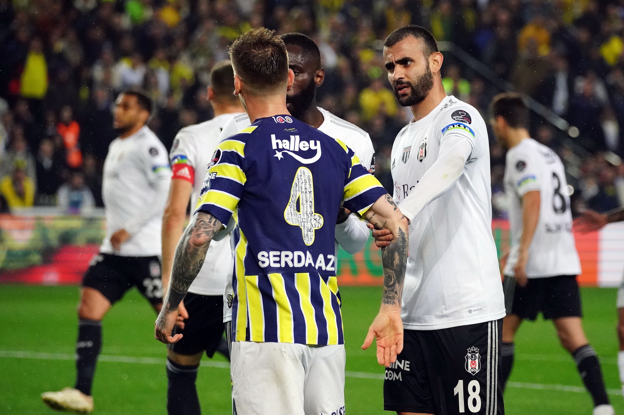 Fenerbahçe’de büyük öfke! Beşiktaş derbisi sonrası...