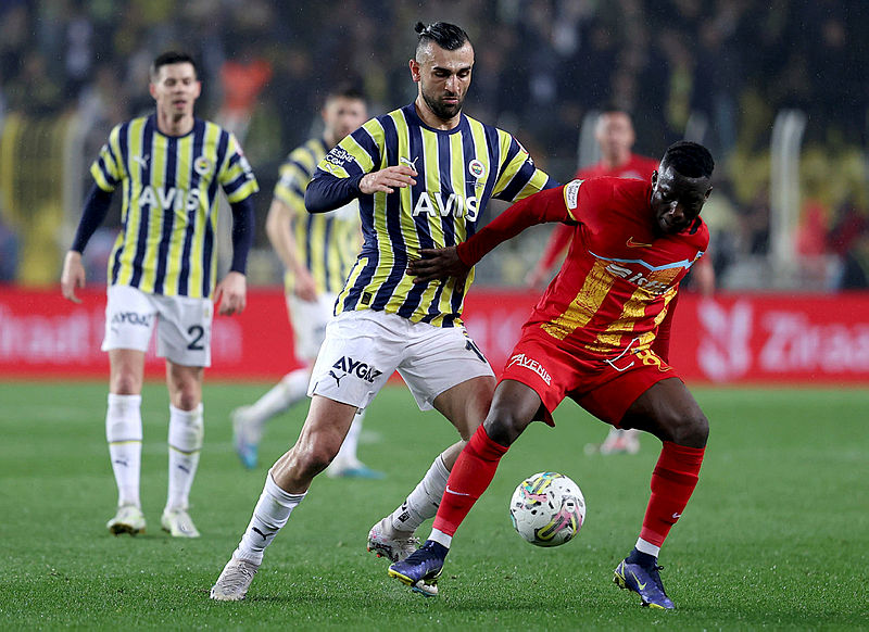 FENERBAHÇE TRANSFER HABERLERİ: F.Bahçe’de büyük yaprak dökümü! Ayrılık ve transfer...