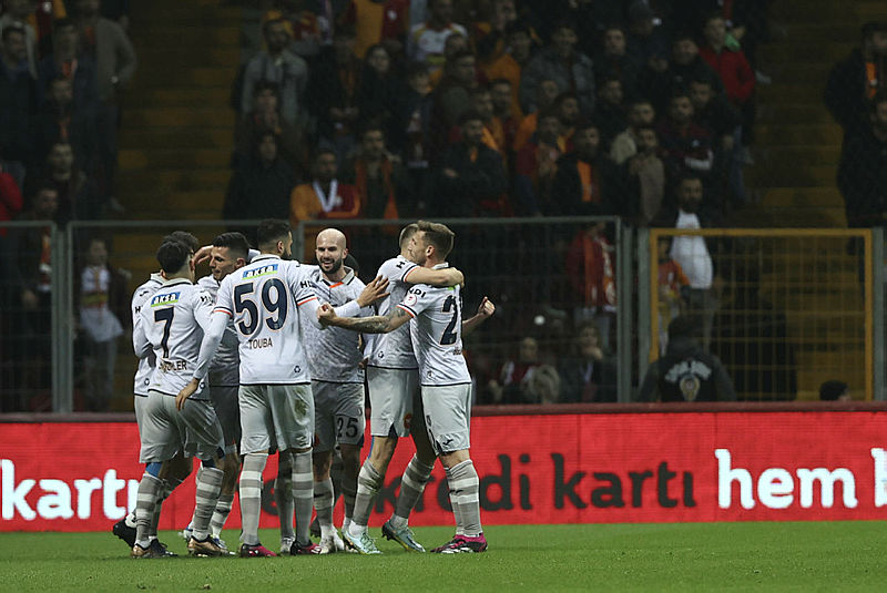 Süper Lig’de şampiyonluk oranları güncellendi! İşte Galatasaray, Fenerbahçe, Beşiktaş’ın oranları