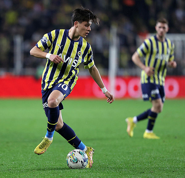 Ezeli rakipler Arda Güler’in peşinde! Türkiye rekoru bir bedel ödenecek