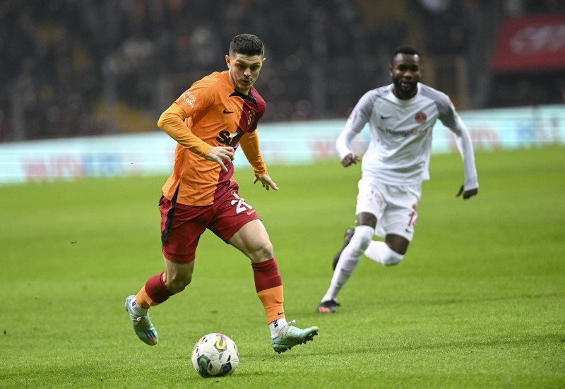 GALATASARAY HABERLERİ - G.Saray’dan Norwich’e Rashica teklifi! İşte o rakam ve Cimbom’un tek şartı